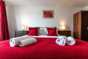 Lovely Gem Flat in Ashford near shopping outlets and central town area